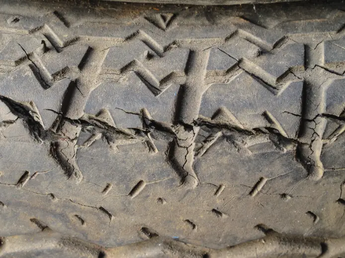 When are cracks in the tire wall unsafe